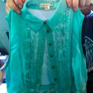 Double zero pieced shirt